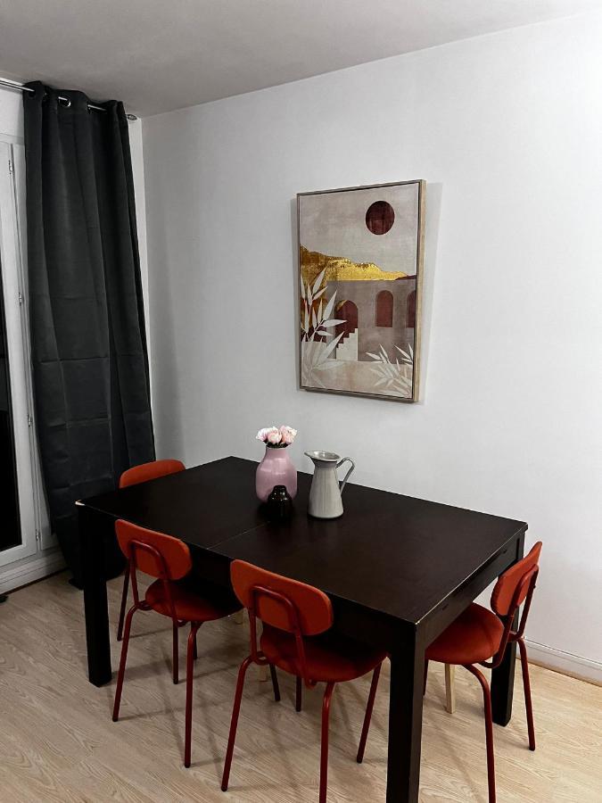 Apartment World 10p , 5 Min Du Parc, Parking Prive *